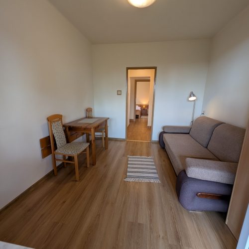 PXL_20250429_122614170.MP